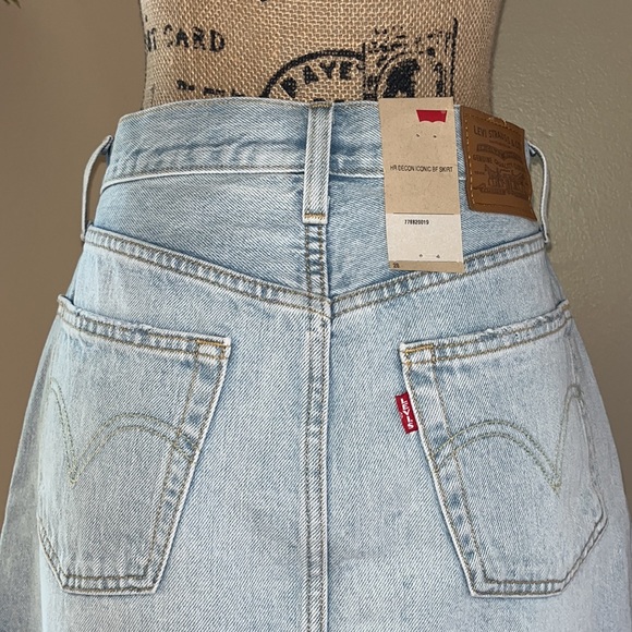 NWT Levi’s High Rise Decon Iconic BF Skirt - Picture 8 of 13